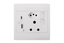 SYNERJI 4X4 16A SW.SOCK.+ 1X3 P EURO+ 2USB FC         SYSS04X4USBFC